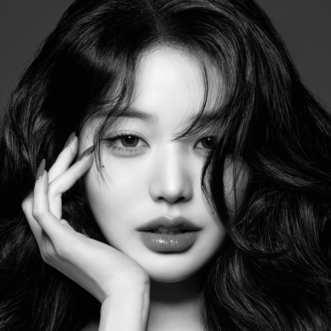 장원영 WONYOUNG