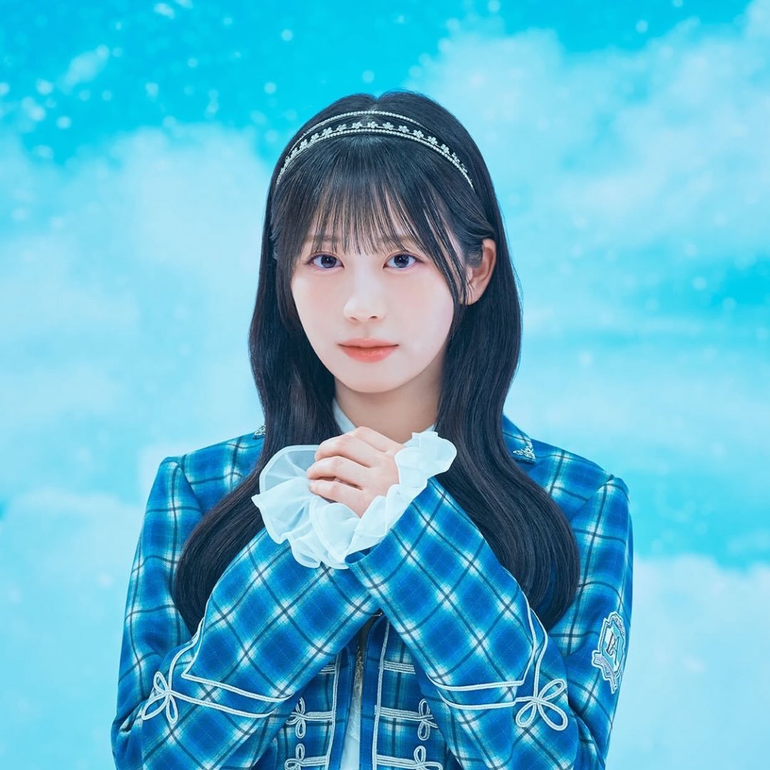 長谷川稀未 Hitomi Hasegawa