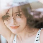 石井 里奈 ISHII RINA