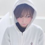 紗倉まな