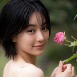 新田桃子 Momoko Arata