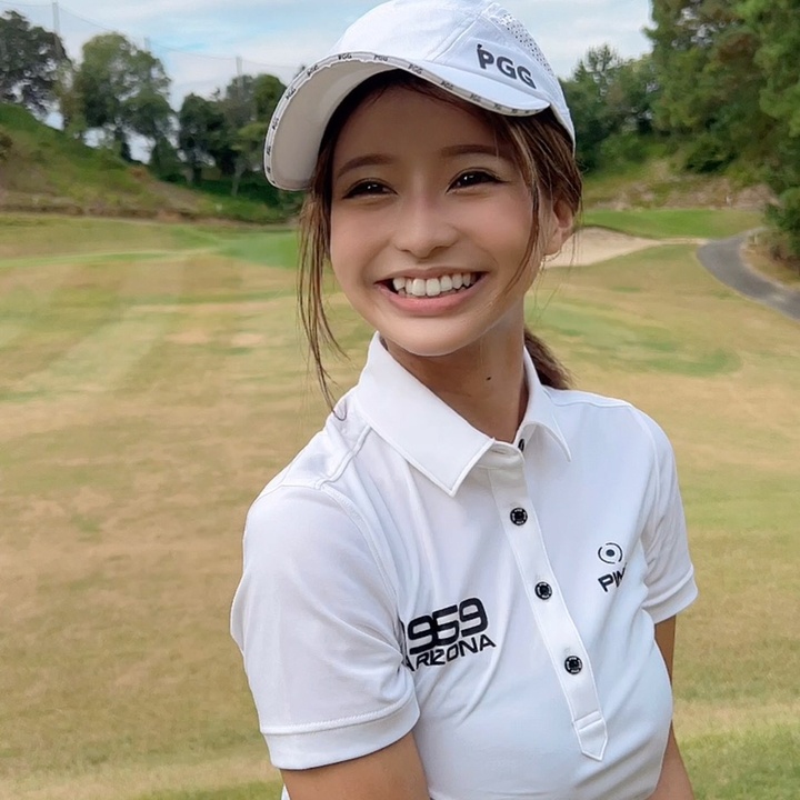 ひちゃん🐥ゴルフの人👸⛳️