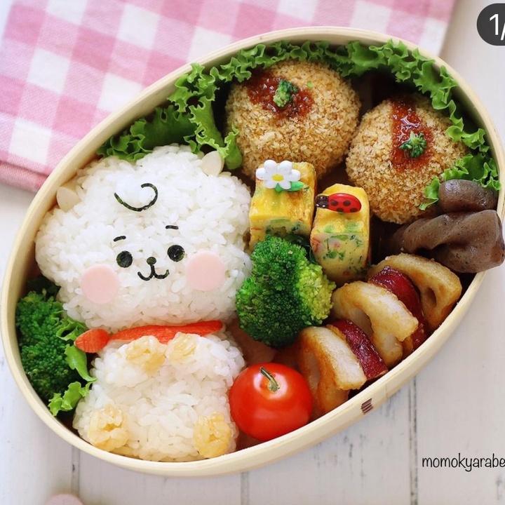 momo🍑🍙キャラ弁料理家