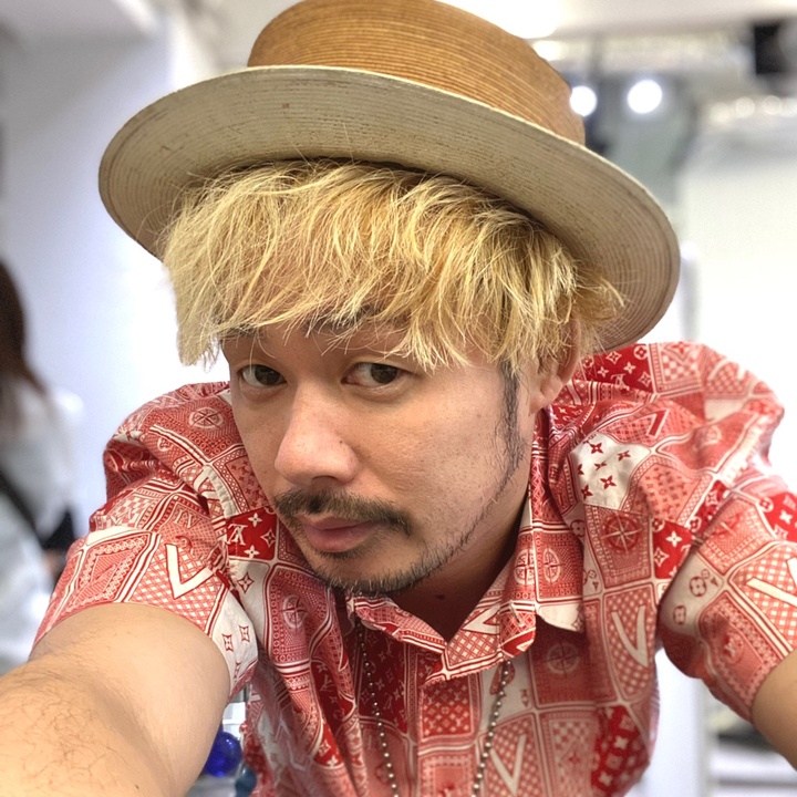 NNN / Laugh nail & eye