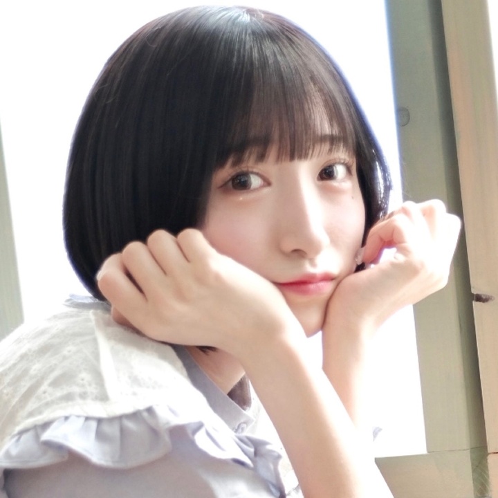星乃ななみ