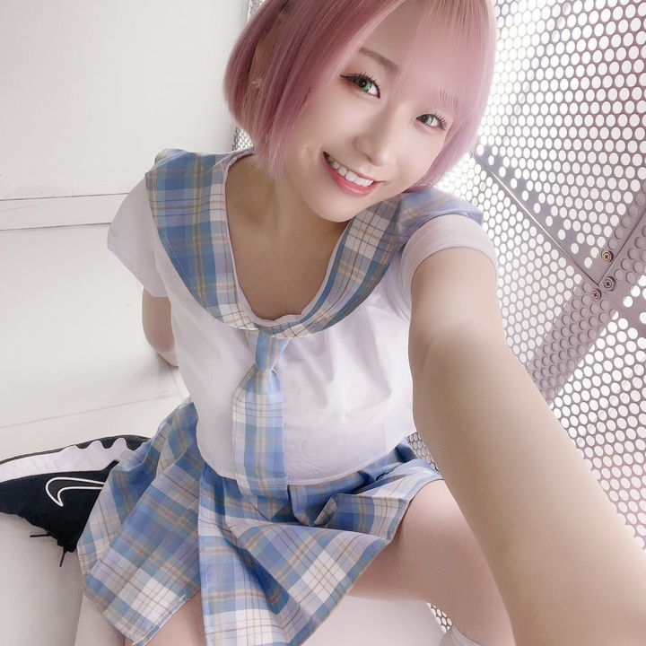 三桜じゅり【じゅりんぐる】