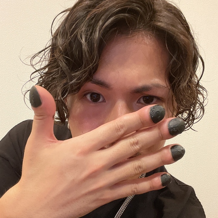 バチ指さん🦎✂︎(バチ指美容師　吉田彰吾)
