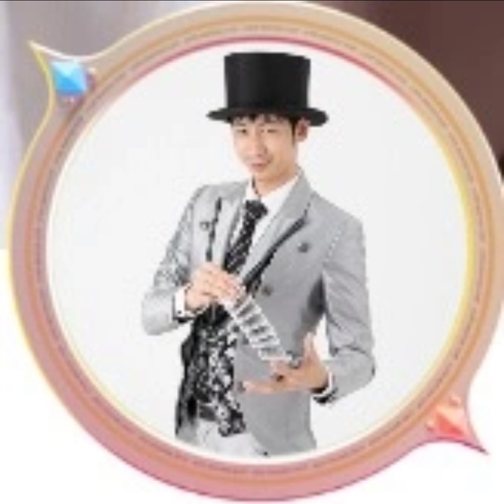 ユースケマジシャン🕊🃏目からコイン出す人
