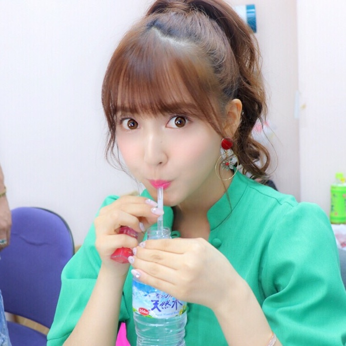 三上悠亜